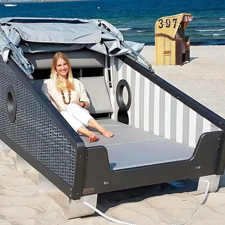 Schlafstrandkorb Nord -hoehe Jungfernstieg *